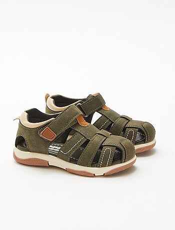 Klittenbandsandalen