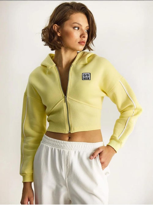 Kort sweatshirt met capuchon en rits lucci - Kiabi Kort sweatshirt met capuchon en rits lucci - Kiabi