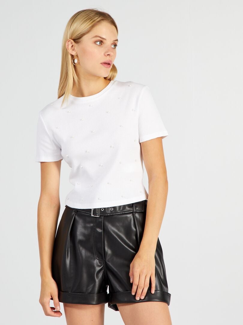 Kort T shirt Met Kralen Wit Kiabi 15 00 kort-t-shirt-met-kralen-wit-kiabi-15-00