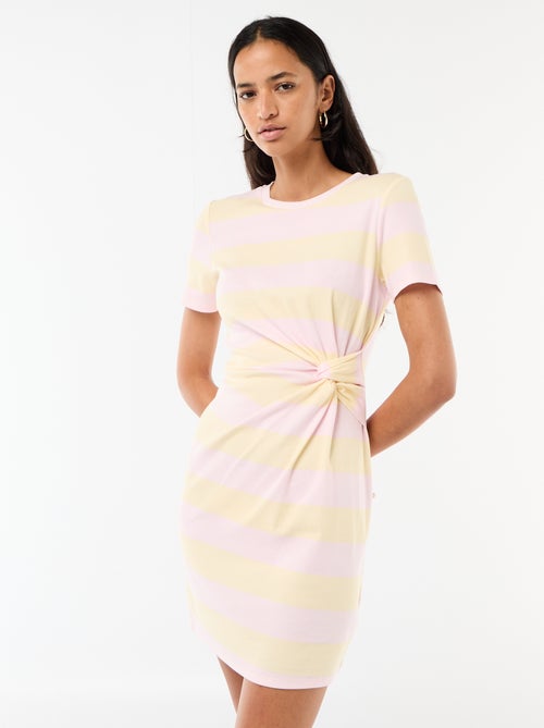 Kort T-shirtmodel met decoratieve knoop - Kiabi