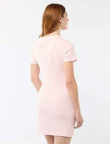 Kort T-shirtmodel met decoratieve knoop