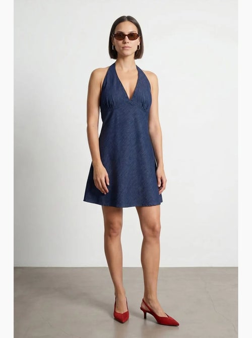 Korte denim mini-jurk met halter dilvin - Kiabi Korte denim mini-jurk met halter dilvin - Kiabi