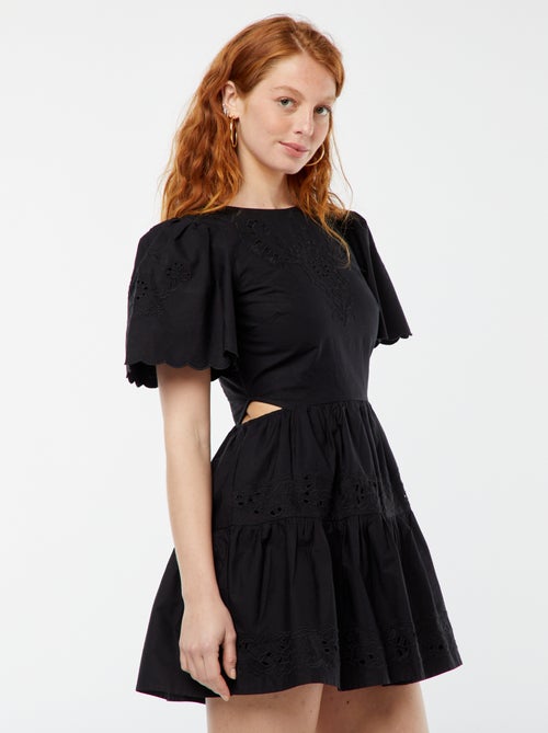 Korte effen jurk met broderie anglaise - Kiabi