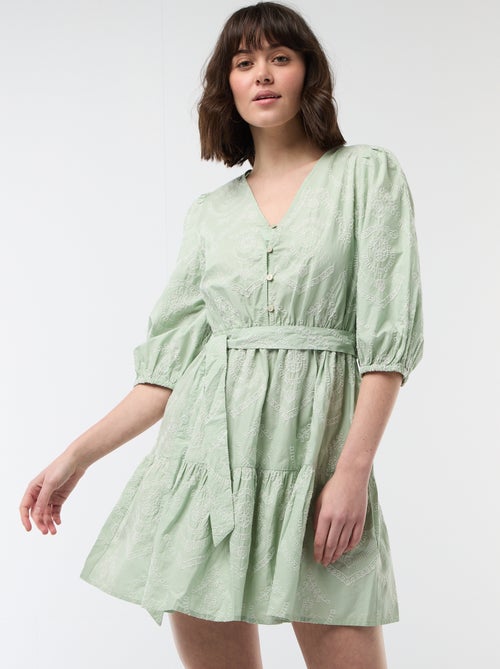 Korte jurk met lagen en broderie anglaise - Kiabi