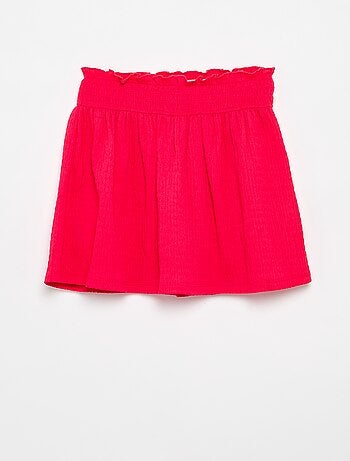 Korte rok in skatermodel met geïntegreerde short