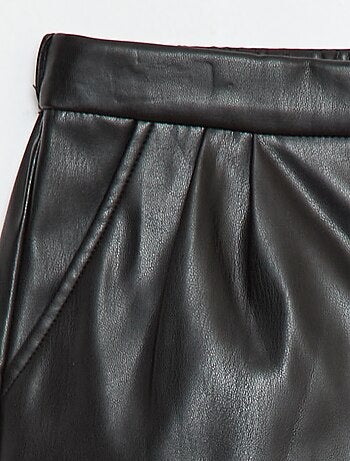 Korte short van imitatieleer