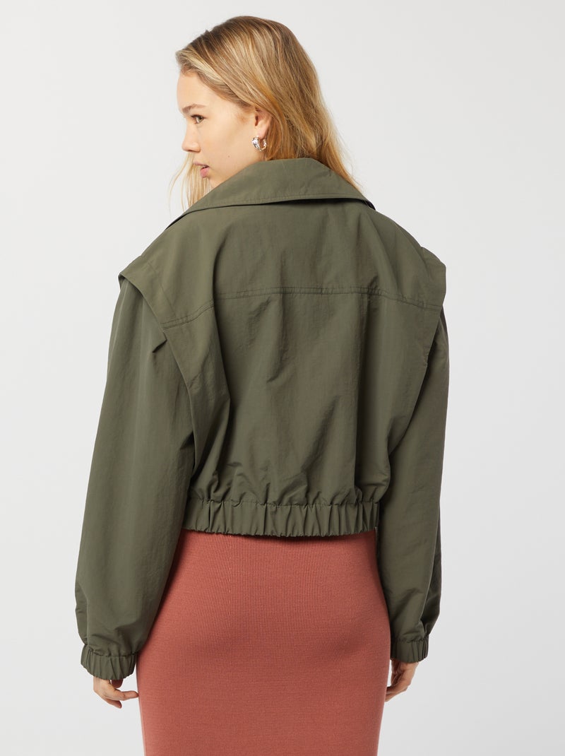 Korte trenchcoat - cropped model GROEN - Kiabi