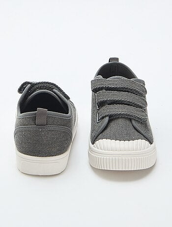 Lage canvas sneakers met klittenband