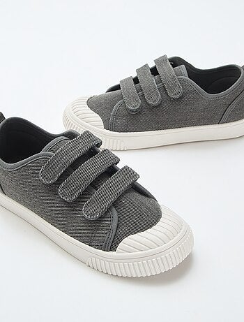 Lage canvas sneakers met klittenband