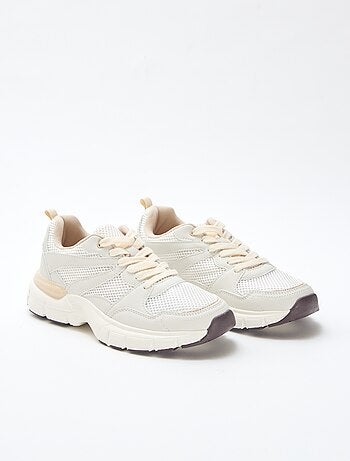 Lage sneakers in hardloopstijl