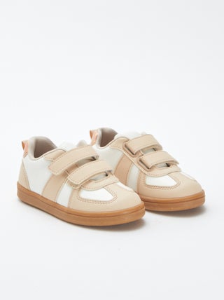 Lage sneakers met klittenbanden