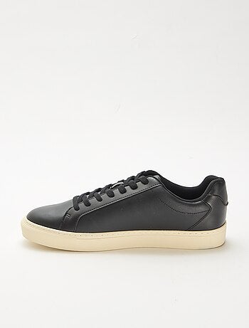Lage sneakers met textuur