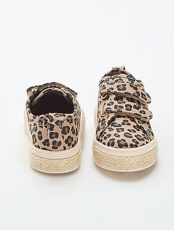 Lage sneakers van canvas met zool van touw