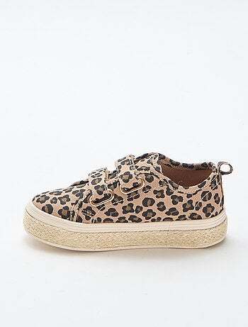 Lage sneakers van canvas met zool van touw