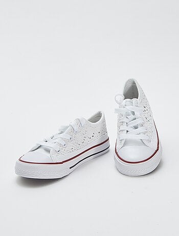 Lage sneakers van macramé