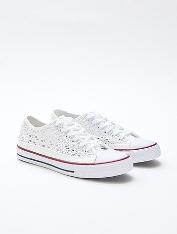 Lage sneakers van macramé