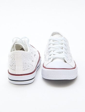 Lage sneakers van macramé