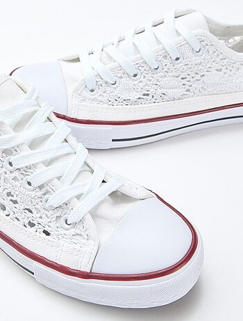 Lage sneakers van macramé
