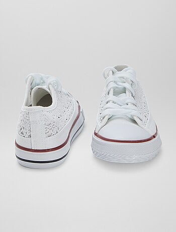 Lage sneakers van stof en macramé