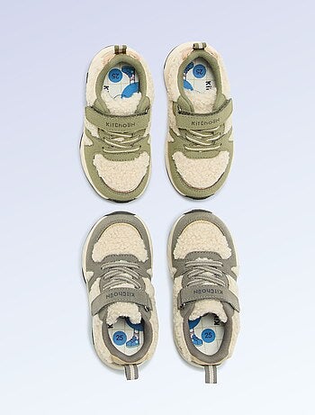 Kitchoun - Lage sneakers van suède-look stof en met schapenvachteffect