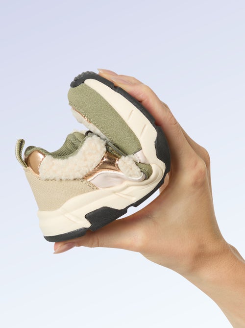 Lage sneakers van suède-look stof en met schapenvachteffect - Kiabi Lage sneakers van suède-look stof en met schapenvachteffect - Kiabi