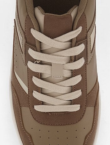 Lage vetersneakers