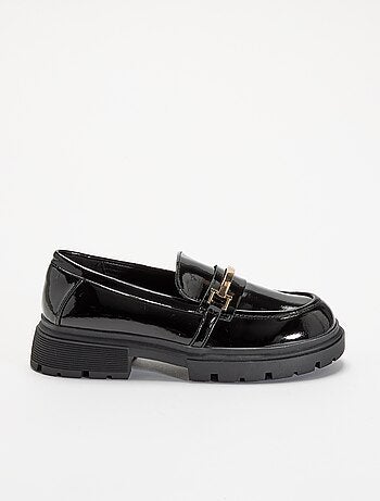 Lakmocassins met gekartelde zolen