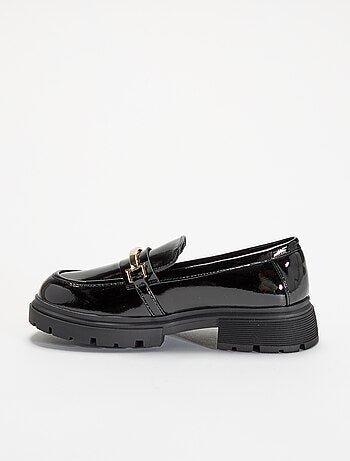 Lakmocassins met gekartelde zolen