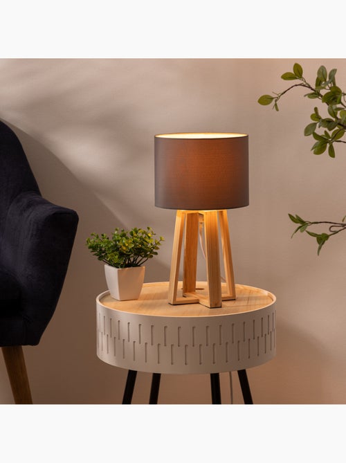 Lampe trépied bois de pin abat-jour coton MOLU - Kiabi Lampe trépied bois de pin abat-jour coton MOLU - Kiabi
