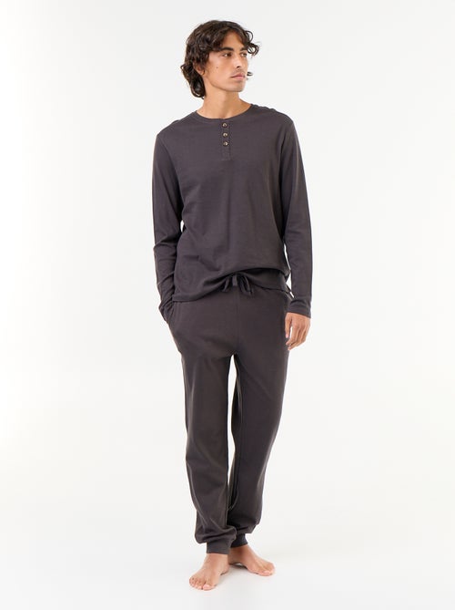 Lange 2-delige pyjamaset met T-shirt en broek - Kiabi Lange 2-delige pyjamaset met T-shirt en broek - Kiabi