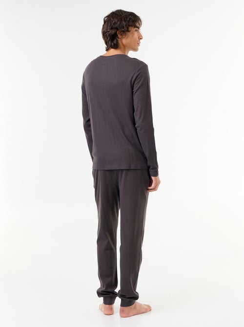 Lange 2-delige pyjamaset met T-shirt en broek - Kiabi Lange 2-delige pyjamaset met T-shirt en broek - Kiabi