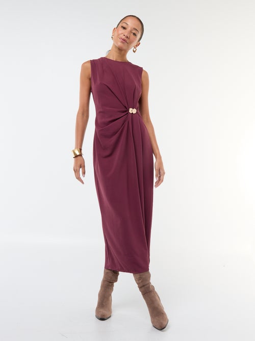 Lange gedrapeerde jurk met sieraad aan de taille - Kiabi