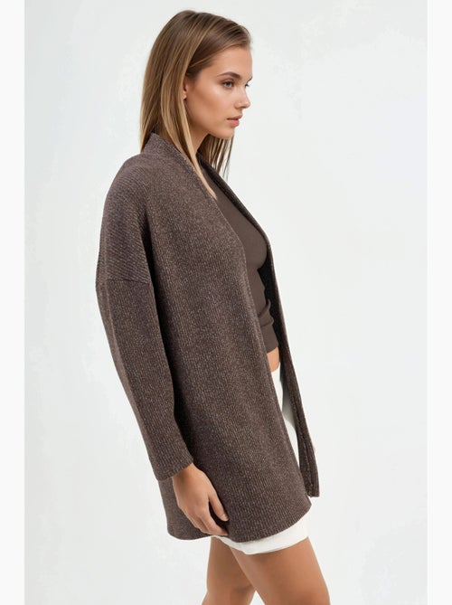 Lange geribde gebreide cardigan met open kraag busem - Kiabi Lange geribde gebreide cardigan met open kraag busem - Kiabi