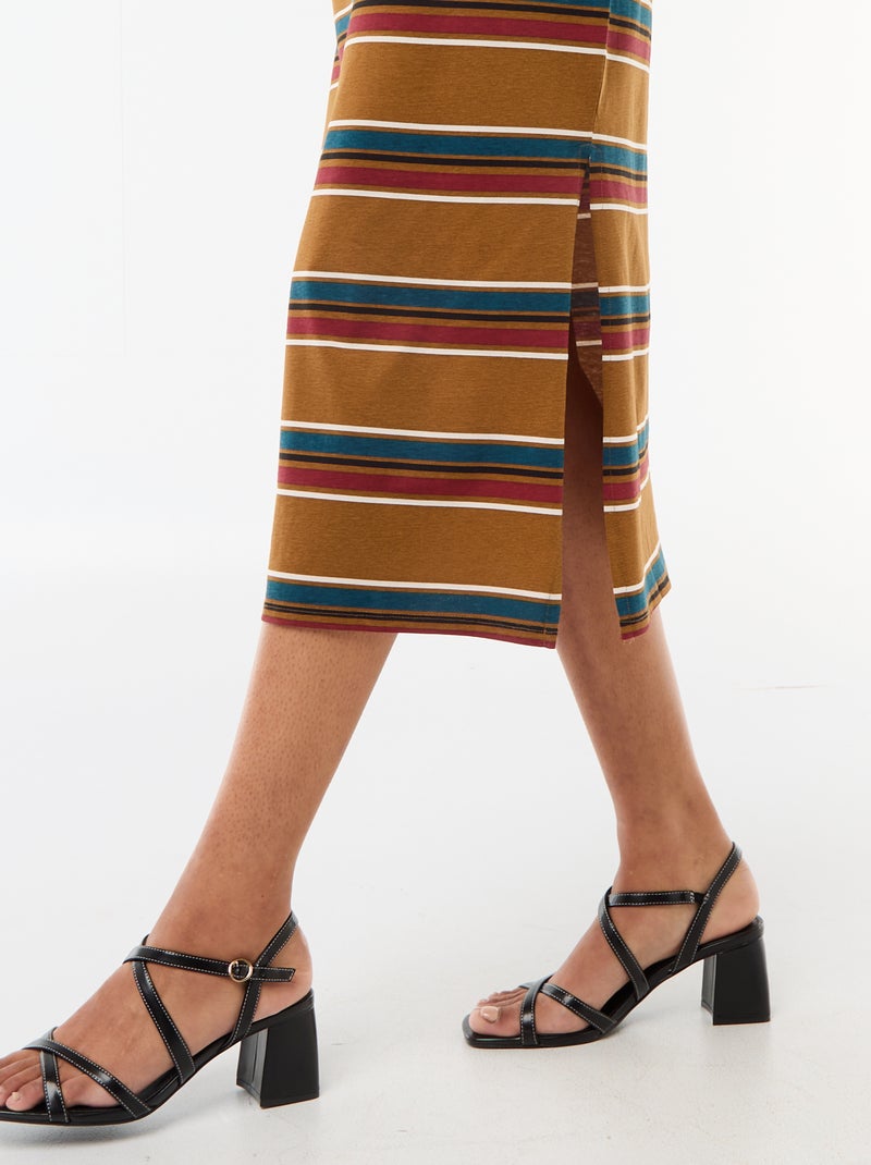 Lange jersey jurk met korte mouwen Bruin - Kiabi