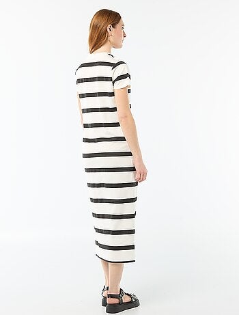 Lange jersey jurk met korte mouwen