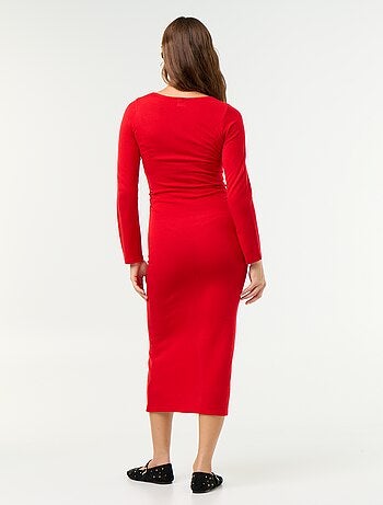 Lange jurk met taillejuweel
