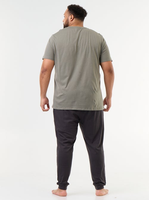 Lange pyjamaset T-shirt en broek - 2-delig - Kiabi Lange pyjamaset T-shirt en broek - 2-delig - Kiabi