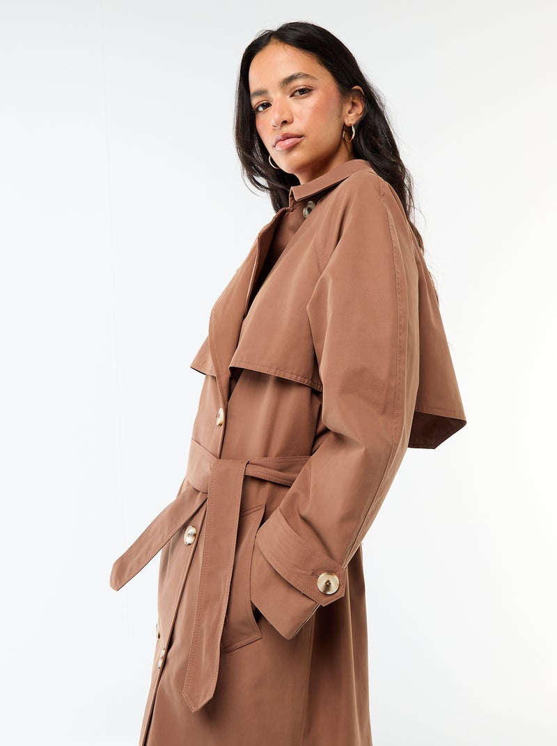 Lange trenchcoat met dubbele knoopsluiting Bruin - Kiabi