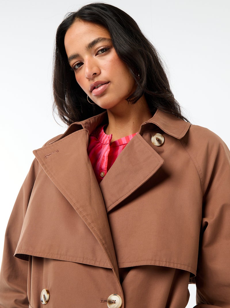 Lange trenchcoat met dubbele knoopsluiting Bruin - Kiabi