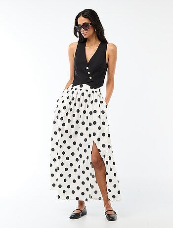 Lange, wijd uitlopende rok