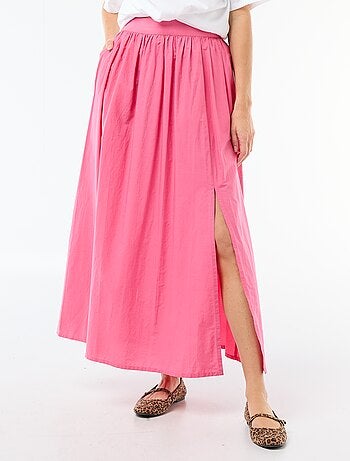 Lange, wijd uitlopende rok