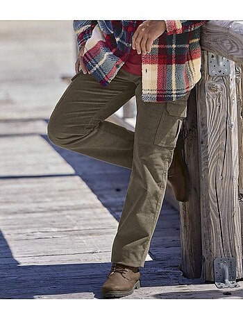 Le pantalon cargo en velours stretch - atlas for men