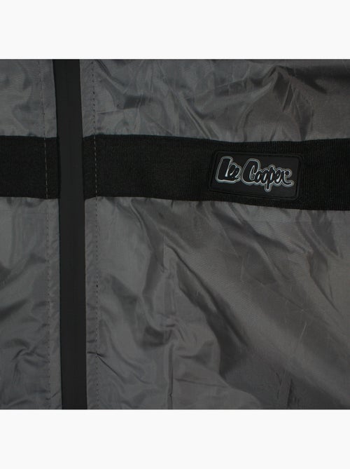 Lee cooper - parka zippée à capuche bordée de fausse fourrure - Kiabi Lee cooper - parka zippée à capuche bordée de fausse fourrure - Kiabi