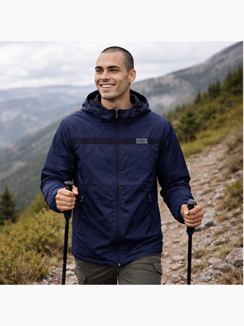 Lee Cooper - Veste coupe vent à capuche homme - Kiabi Lee Cooper - Veste coupe vent à capuche homme - Kiabi