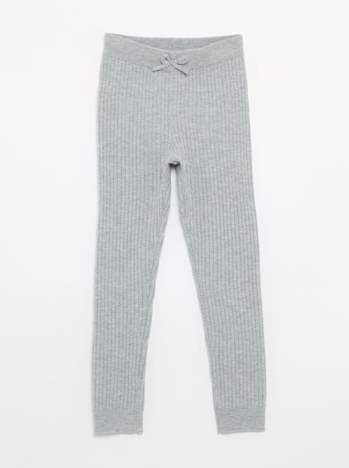 Legging en tricot uni avec noeud à la taille - Kiabi Legging en tricot uni avec noeud à la taille - Kiabi