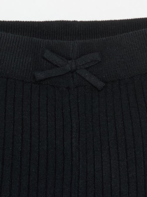Legging en tricot uni avec noeud à la taille - Kiabi Legging en tricot uni avec noeud à la taille - Kiabi