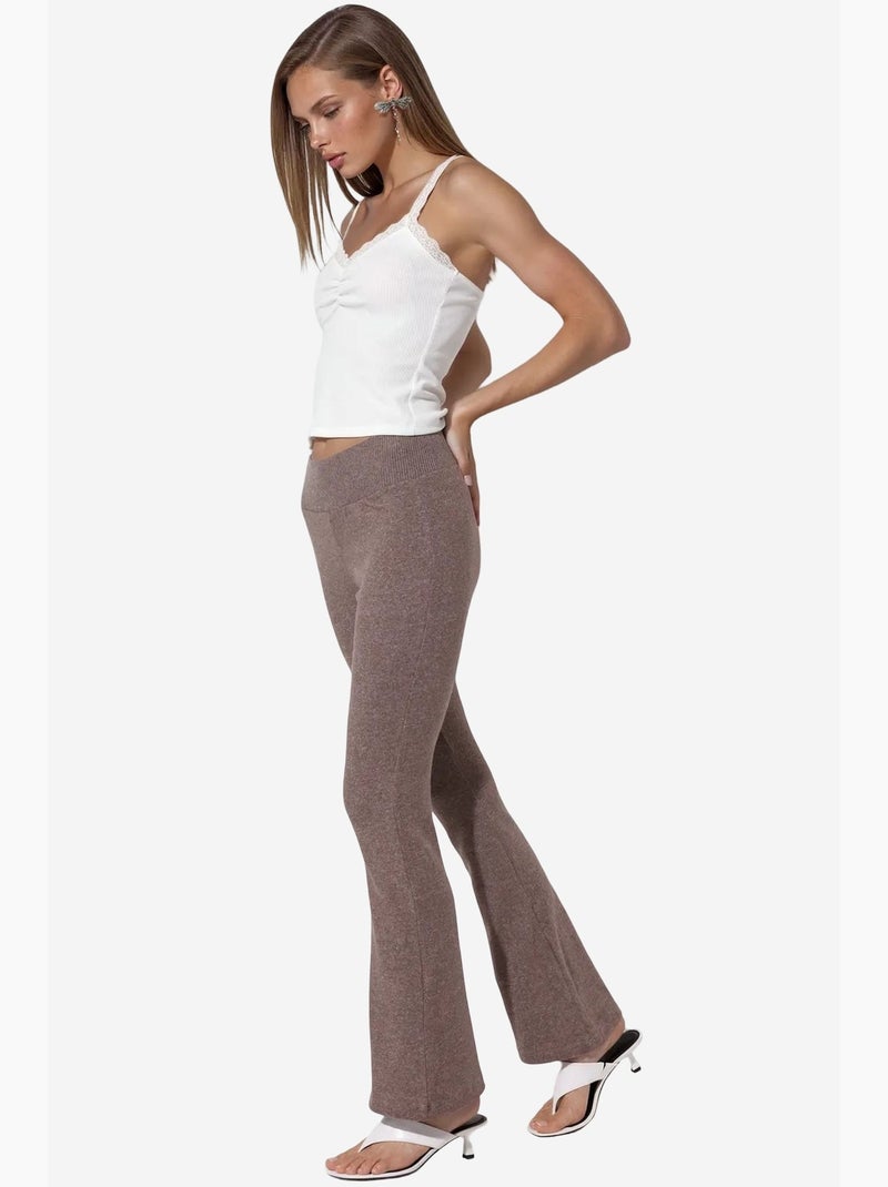 Legging met hoge taille en uitlopende pijp busem Chocoladebruin - Kiabi