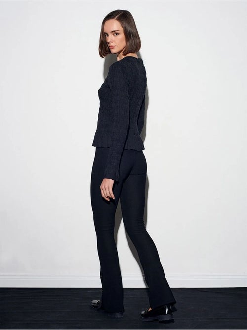 Legging met hoge taille en uitlopende pijp dilvin - Kiabi Legging met hoge taille en uitlopende pijp dilvin - Kiabi
