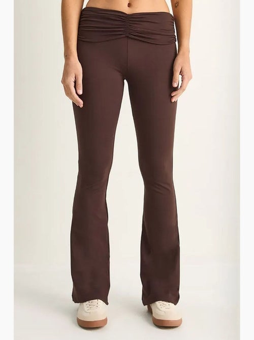 Legging met hoge taille en uitlopende pijpen lucci - Kiabi Legging met hoge taille en uitlopende pijpen lucci - Kiabi