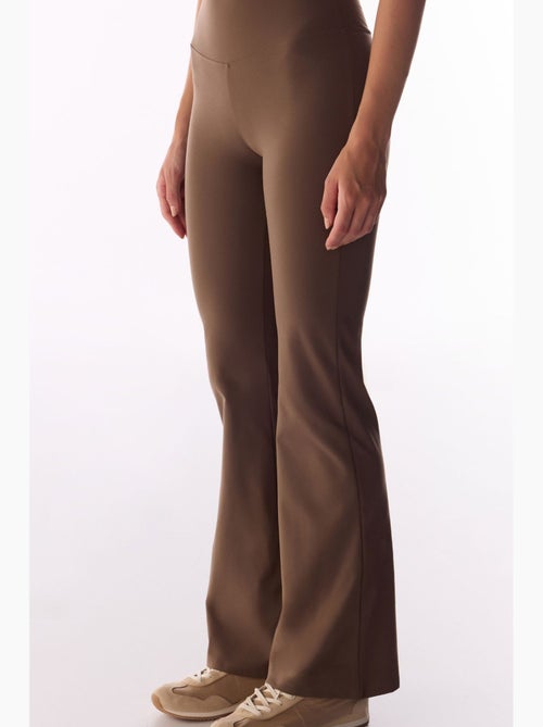 Legging met uitlopende pijp, soft feel penti - Kiabi Legging met uitlopende pijp, soft feel penti - Kiabi